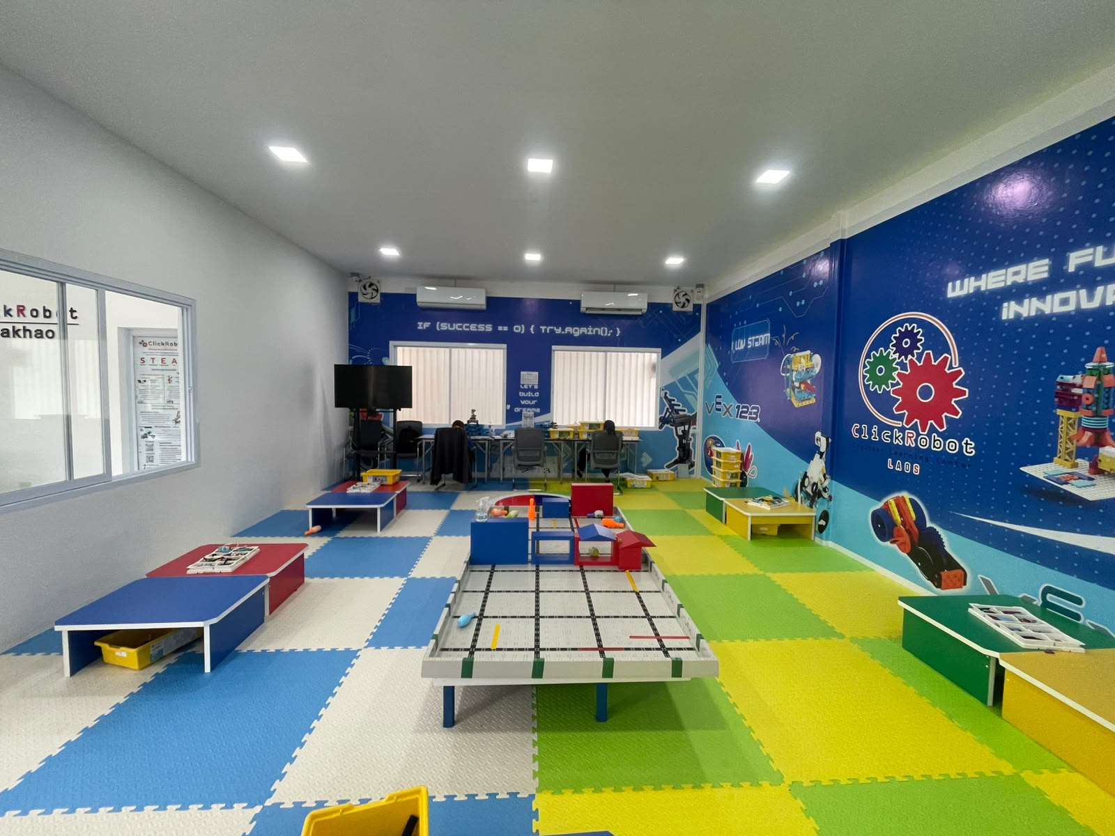 ClickRobot Phakhao classroom at Sikham Phatthana School